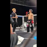 大野篤貴の試合後にリングへ乱入する井原良太郎