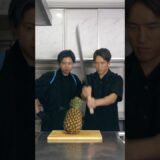 パイナップルを一撃で切る🍍🔪
