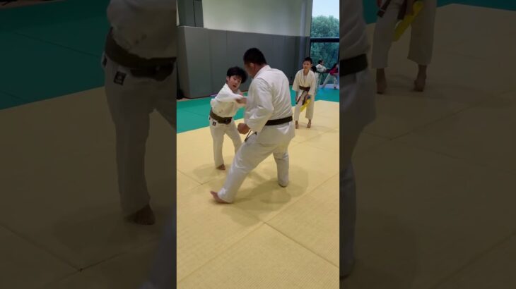 昇段審査に向けて特訓中！【こどもヒーロー空手教室】