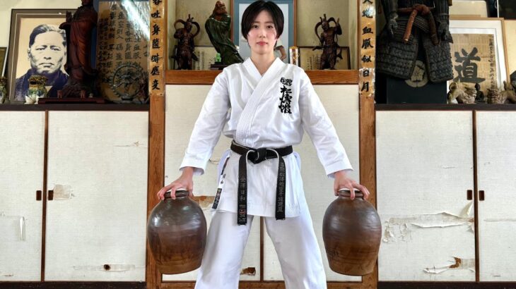Never drop this jar! A training method passed down in Okinawa karate【Hiyori Kanazawa】