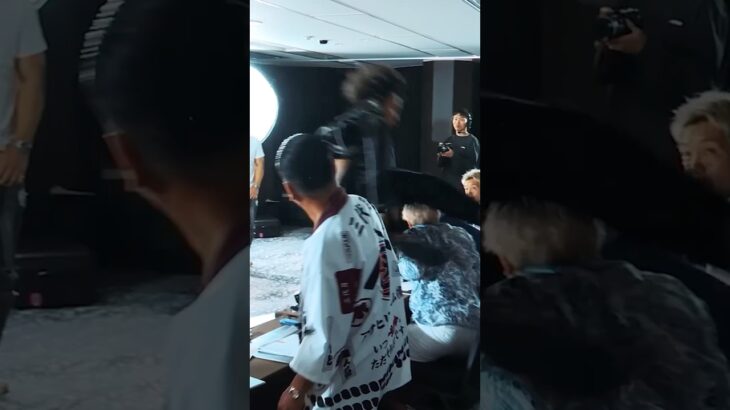 【襲撃】飛び蹴りでダイブ！襲いかかった奴は誰？ #皇治の虎 #nariagari #皇治 #格闘技 #切り抜き動画