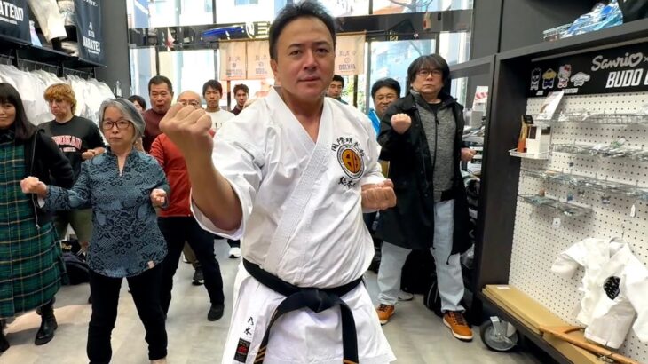 [Sanchin] Breathing Sounds Echo Through Winter Asakusa! Experience Okinawa Karate Together!