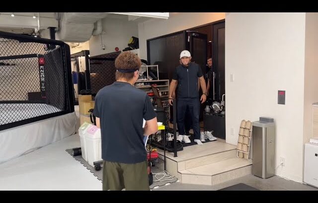 シェイドゥラエフがジムにやってきた